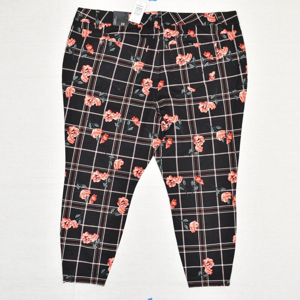 NEW Torrid Women's Skinny Pants Floral Zip Rayon Black Plus Size 22 Ankle Zip - Picture 1 of 8